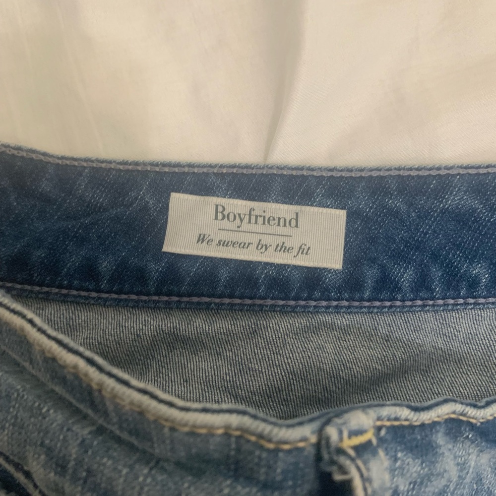 Torrid Boyfriend denim shorts bermuda 13” inseam distressed size 26 GUC - Picture 2 of 4
